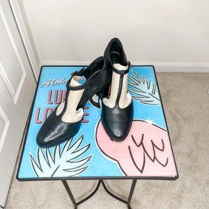 Size 8 Clarks Kaylin 85 Tbar2 Heels